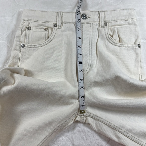 Zara Womens Straight Leg Jeans Ivory Cream High Waisted Raw Hem Button Fly Sz 4 - Picture 6 of 13
